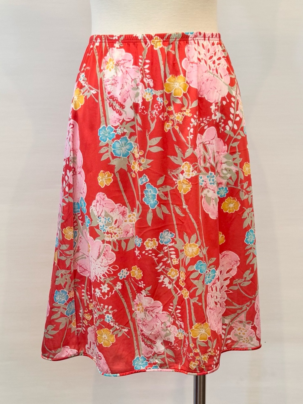 Vintage Vanity Fair Red Silky Satin Bold Floral Print 70s Half Slip Skirt M